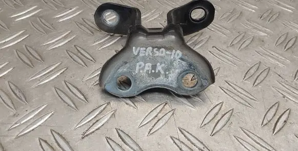 Toyota Verso Front door lower hinge