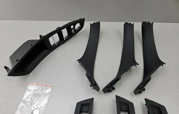 BMW 5 F10 F11 Front door interior handle trim 7225873 51417225873 7225847