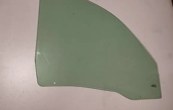 Peugeot Partner Front door window/glass (coupe) 43R000015