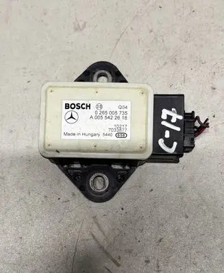 Mercedes-Benz E W212 ESP acceleration yaw rate sensor 0265005735 7033877