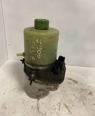 Skoda Fabia Mk1 (6Y) Power steering pump 6Q0423371