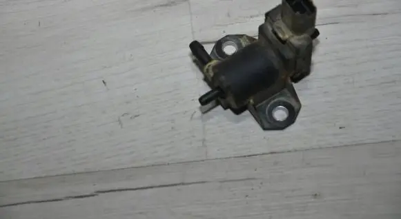 Peugeot 2008 I Turbo solenoid valve 9688124580