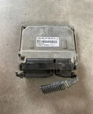 Volkswagen Polo I 86 Engine control unit/module 03E906023AL 03E906023L 5WP4054605