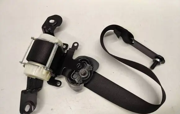 BMW 5 GT F07 Rear seatbelt 34063247 250920112
