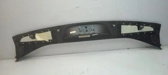 Jeep Grand Cherokee Trunk/boot sill cover protection 01049040