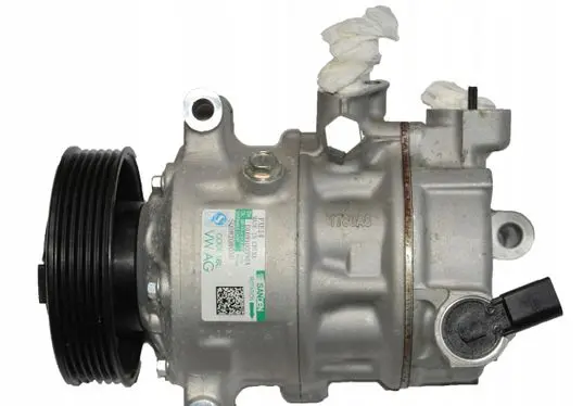 Audi Q3 F3 Air conditioning (A/C) compressor (pump) 5QD820803D