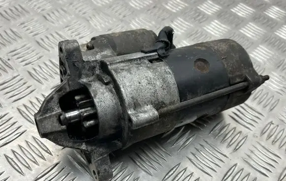 Opel Movano A Starter motor 7700313447 M000T87671