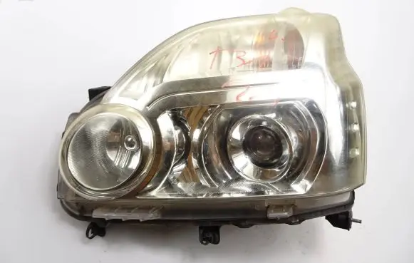 Nissan X-Trail T31 Headlight/headlamp