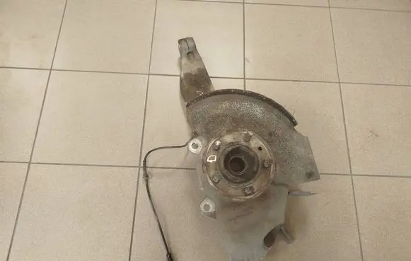 Land Rover Range Rover Sport L494 Front wheel hub 3K185