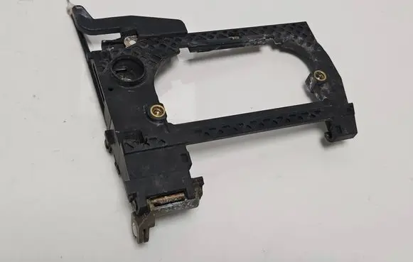 BMW 7 E38 Front door exterior handle/bracket E38L