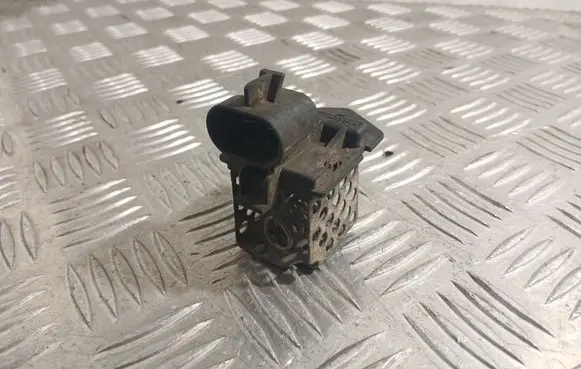 Opel Zafira A Coolant fan relay 3134503069