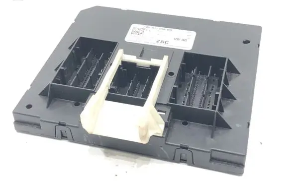 Volkswagen Tiguan Allspace Central body control module 5Q0937086BQ