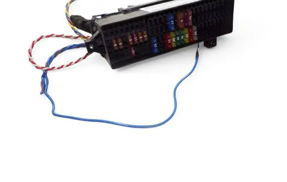 Volkswagen Caddy Fuse module 2K6970