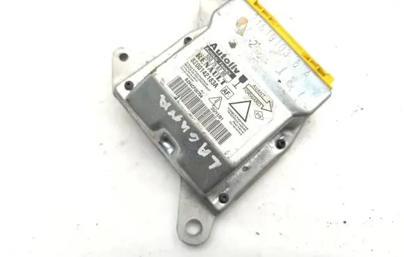 Renault Laguna II Airbag control unit/module 8200142183A 550758700