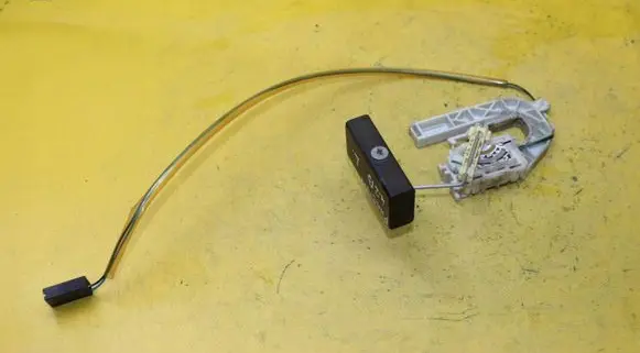 Fuel pressure sensor
