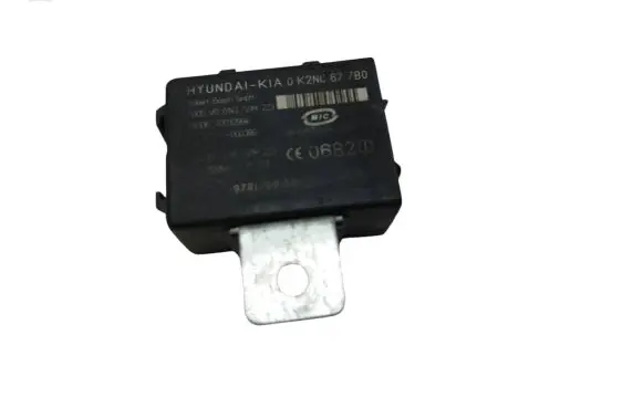 KIA Sorento Immobilizer control unit/module 0K2NC677B0 40032994