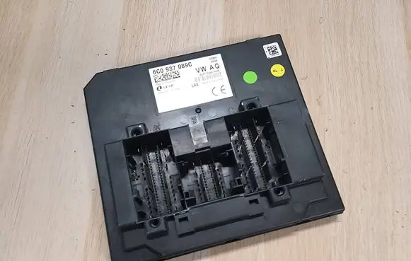 Skoda Octavia Mk3 (5E) Comfort/convenience module 6C0937089C