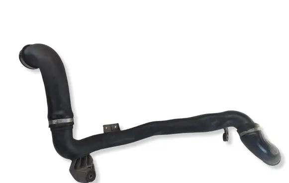 Volkswagen PASSAT B6 Intercooler hose/pipe 3C0145840H
