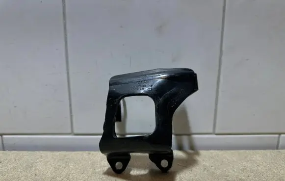 Peugeot 308 Other engine bay part 980074008
