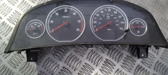 Opel Vectra C Speedometer (instrument cluster) 13193088pf