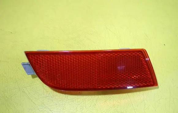 Nissan Note (E11) Rear tail light reflector 25024740