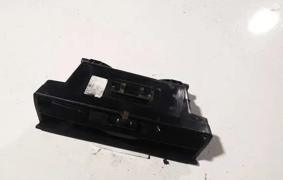 Car ashtray