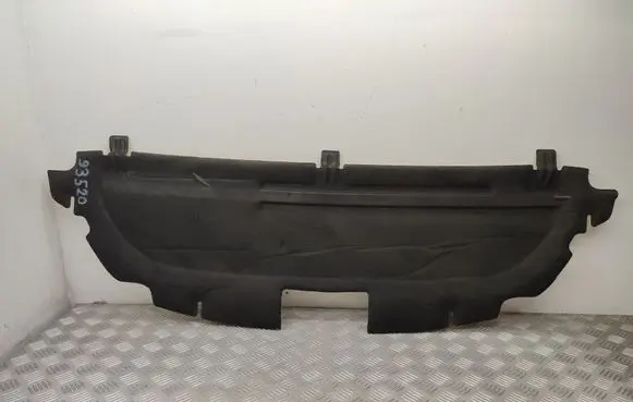 Engine bonnet/hood sound/heat insulation