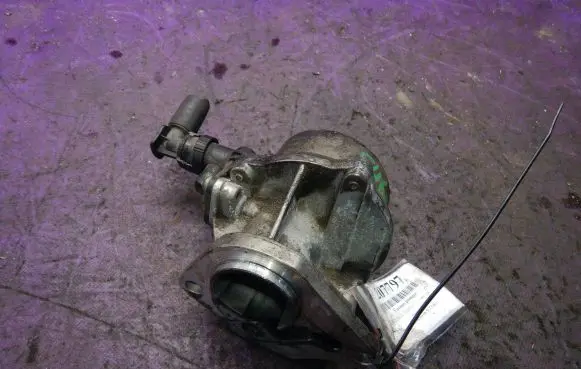 Renault Scenic I Vacuum pump