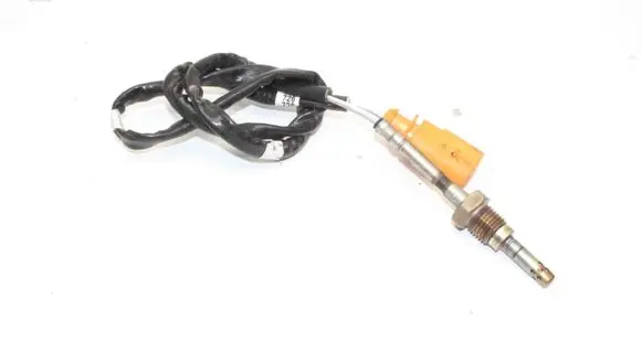 Volkswagen Golf VII Exhaust gas temperature sensor 04L906088B