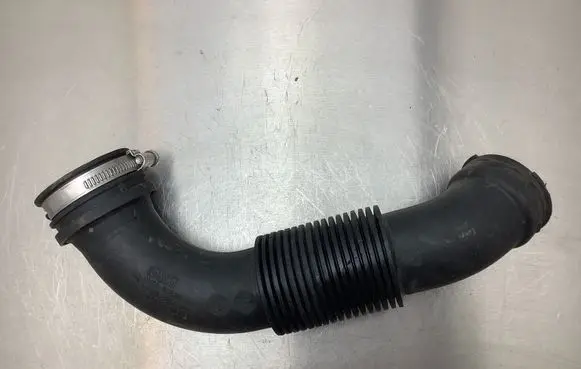 Ford C-MAX II Air intake duct part CV619C623AC 1072920S022