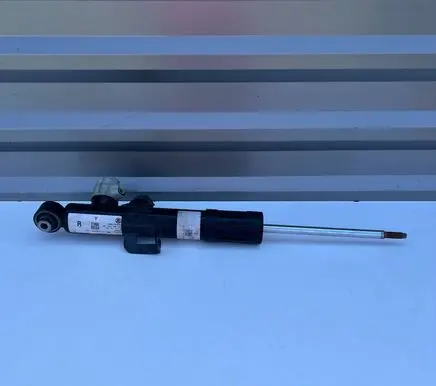 Porsche Cayenne (9Y0 9Y3) Rear shock absorber/damper 9Y0512010P 801403005237 E3R033RS