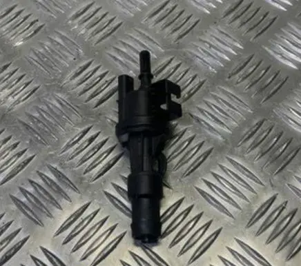 BMW 1 F20 F21 Fuel tank valve 0280142525 7621174 24072017