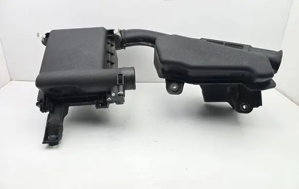 Toyota Auris E180 Air filter box MF1140604300 MF1001418510 222040V020