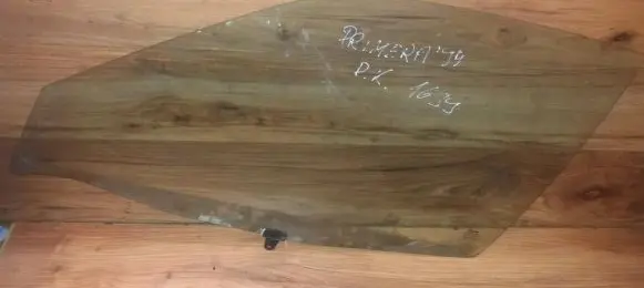 Nissan Primera Front door window glass four-door
