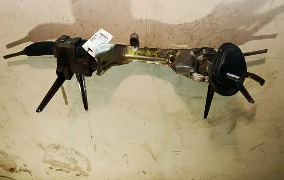 Ford C-MAX II Steering rack AV6C3D070 C6S4B