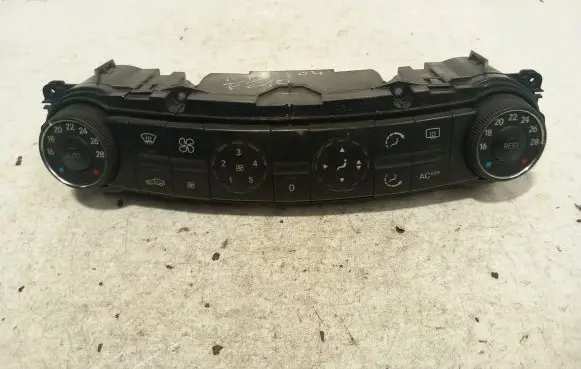 Mercedes-Benz E W211 Climate control unit 2118300190 00012404