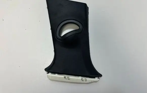 BMW i4 (B) pillar trim (bottom) 8096441 7490361