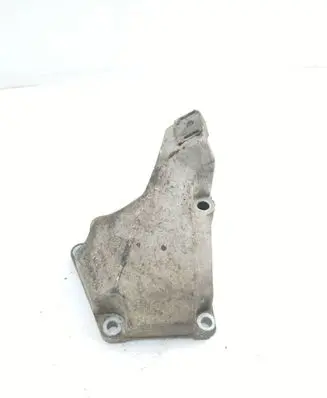 Audi A6 S6 C5 4B Engine mounting bracket 8D0199307G