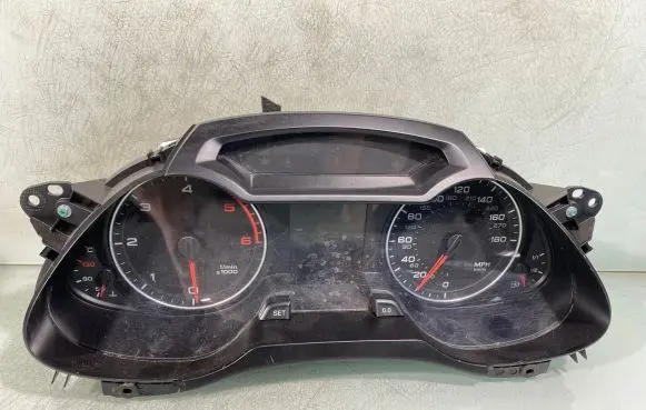 Audi A4 S4 B8 8K Speedometer (instrument cluster) 8k0920980b