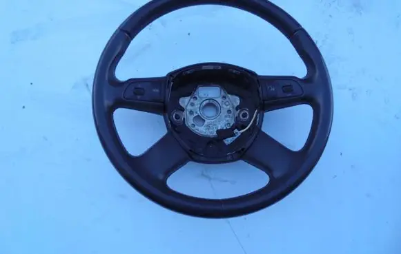 Audi A4 S4 B8 8K Steering wheel