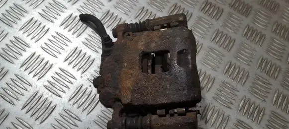 Suzuki Alto Front brake caliper