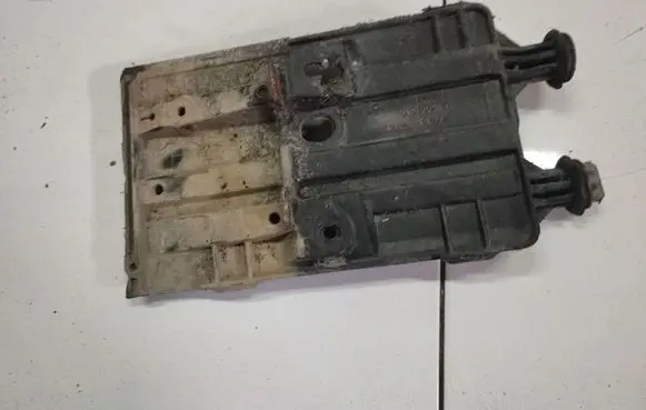 Volvo S70 V70 V70 XC Battery box tray 9444453