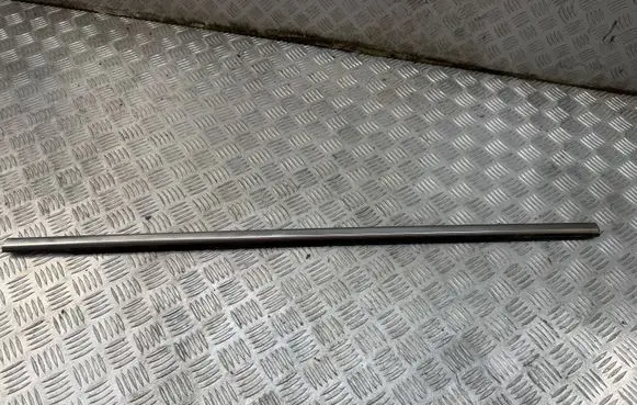 Peugeot 3008 II Front door glass trim molding 9811580380