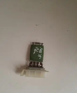 Mercedes-Benz A W169 Heater blower fan relay 