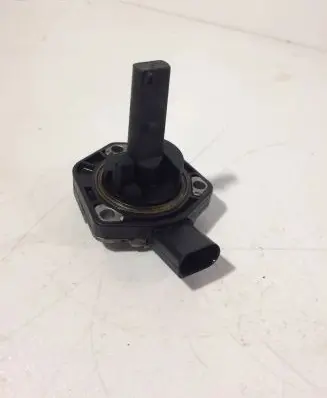 Volkswagen Golf IV Oil level sensor 1J0907660B 6PR00807902