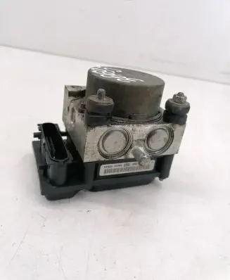 Nissan Note (E11) ABS Pump 476609U100 0265231732 0265800518