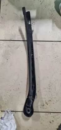 BMW 5 F10 F11 Rear wiper blade arm 7207042