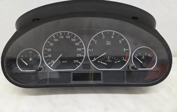 Speedometer (instrument cluster)