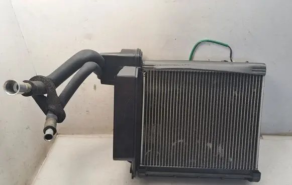 Toyota Corolla Verso AR10 Air conditioning (A/C) radiator (interior) 8850105080