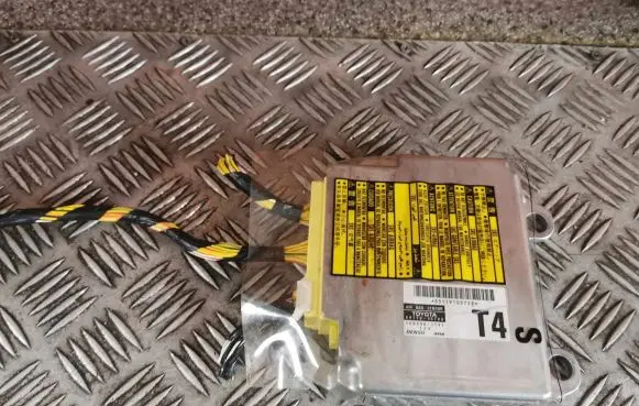 Lexus GS 300 350 430 450H Airbag control unit/module 8917030700